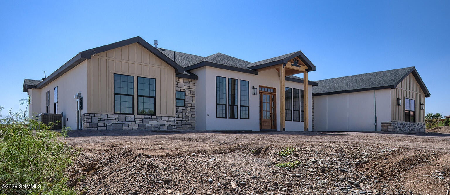 6035 Dusty Prints Road — photo
