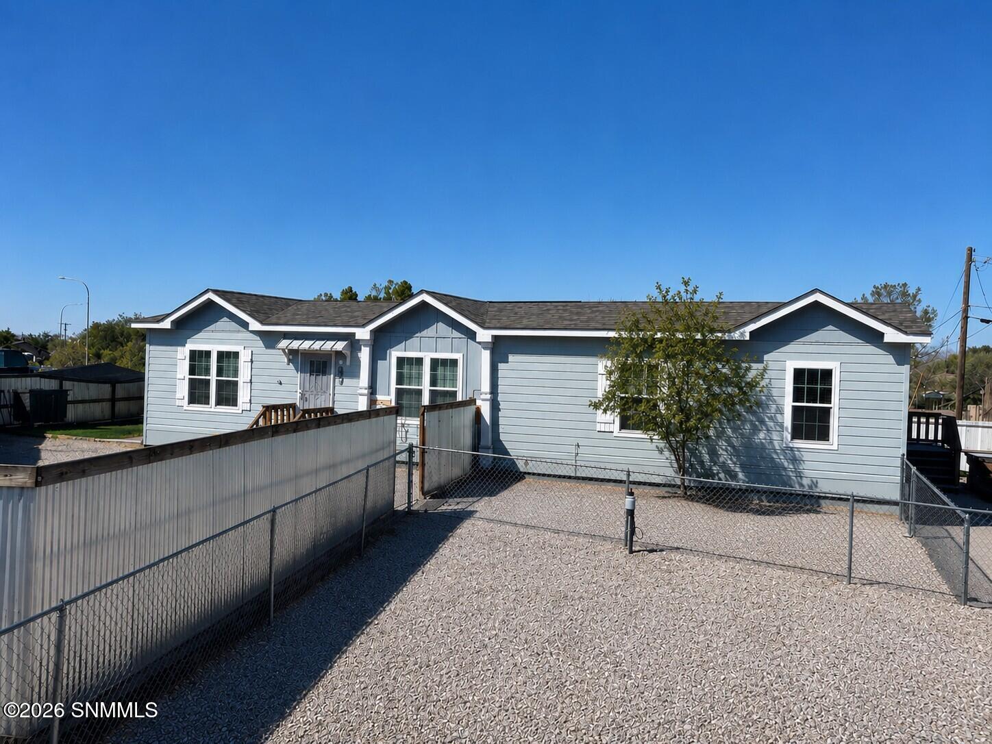 1106 N Tornillo Street — photo