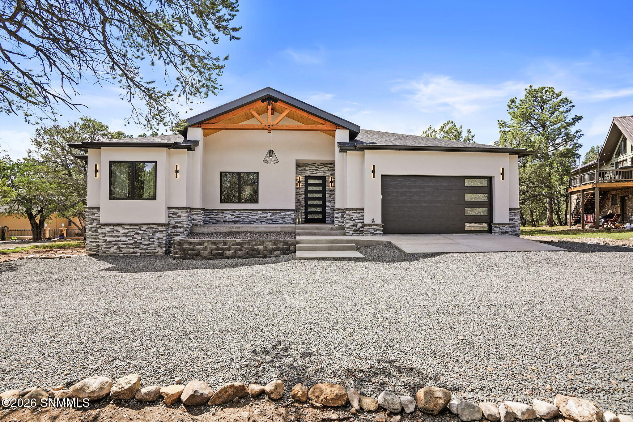 208 Deer Park Drive — photo