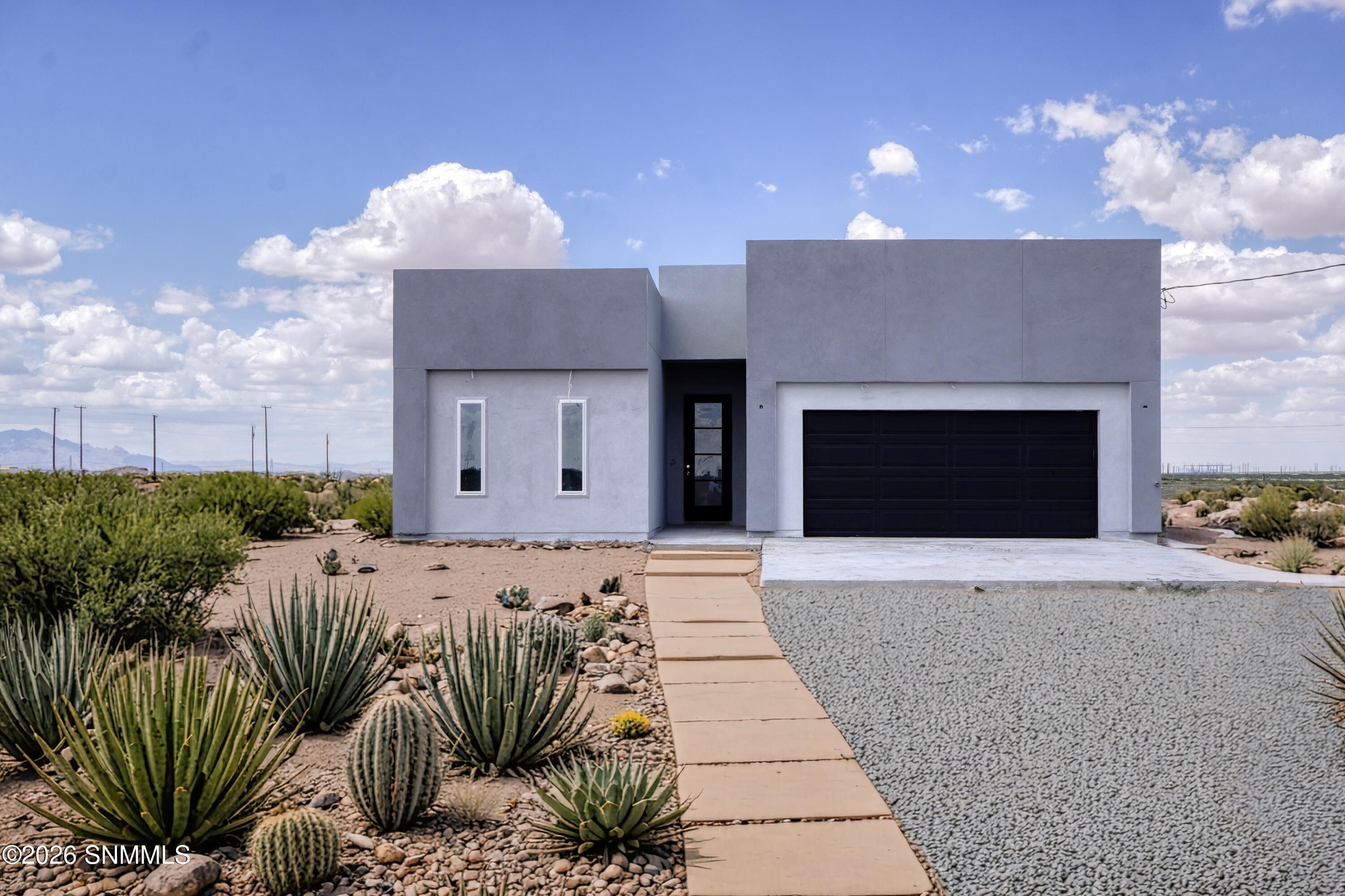 1253 Mojave Desert Drive — photo