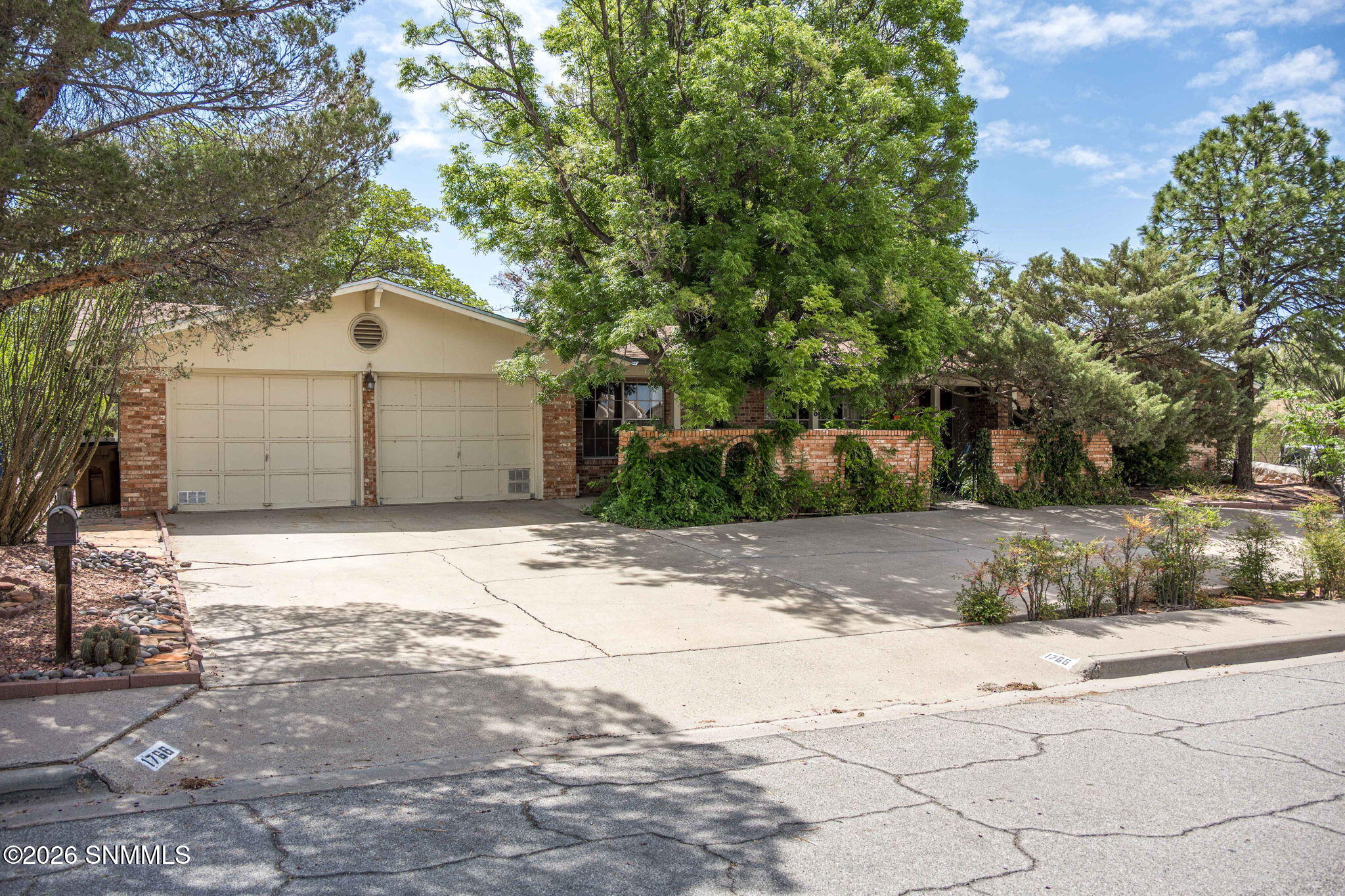 1766 Imperial Ridge — photo