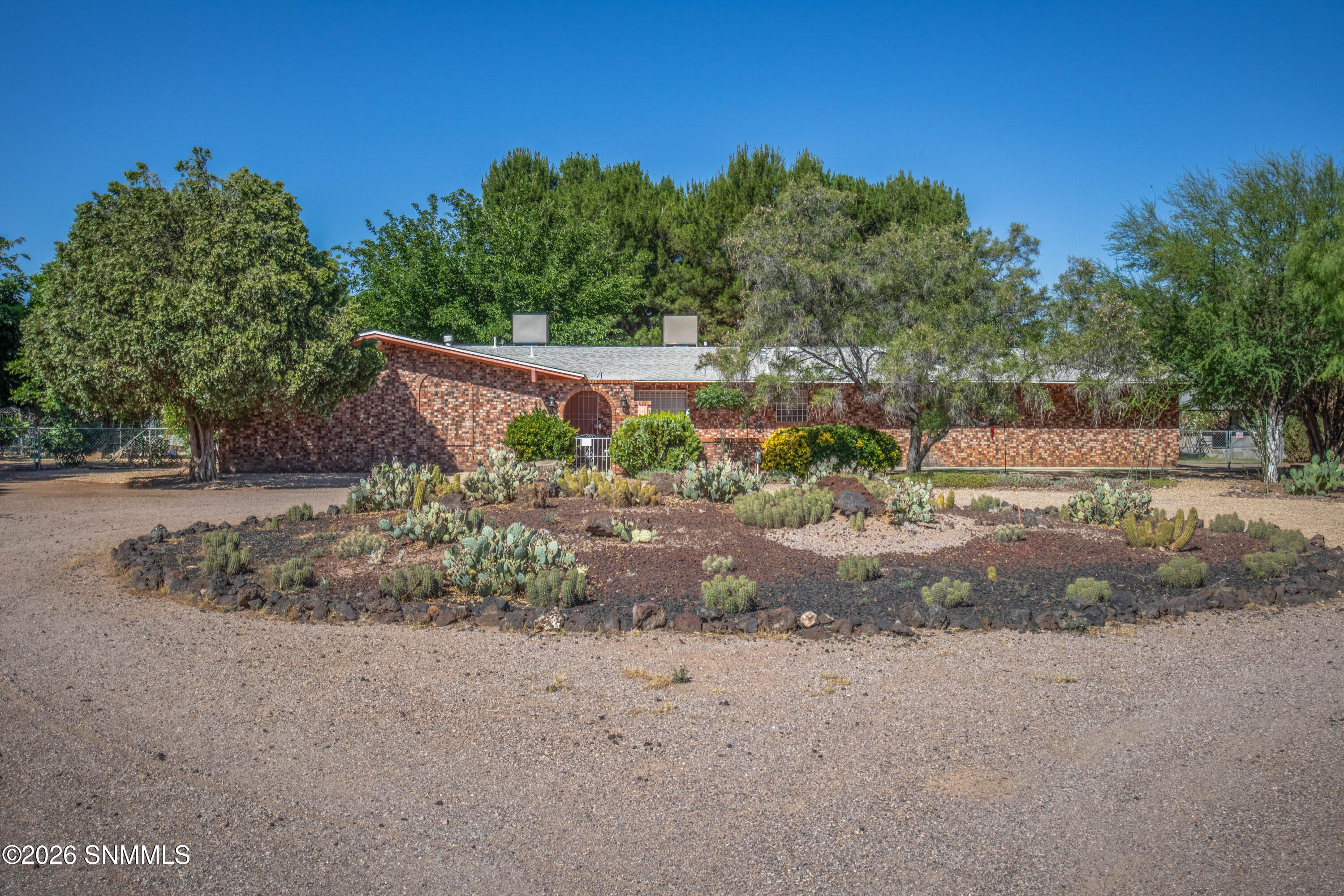 4735 Campbell Road — photo
