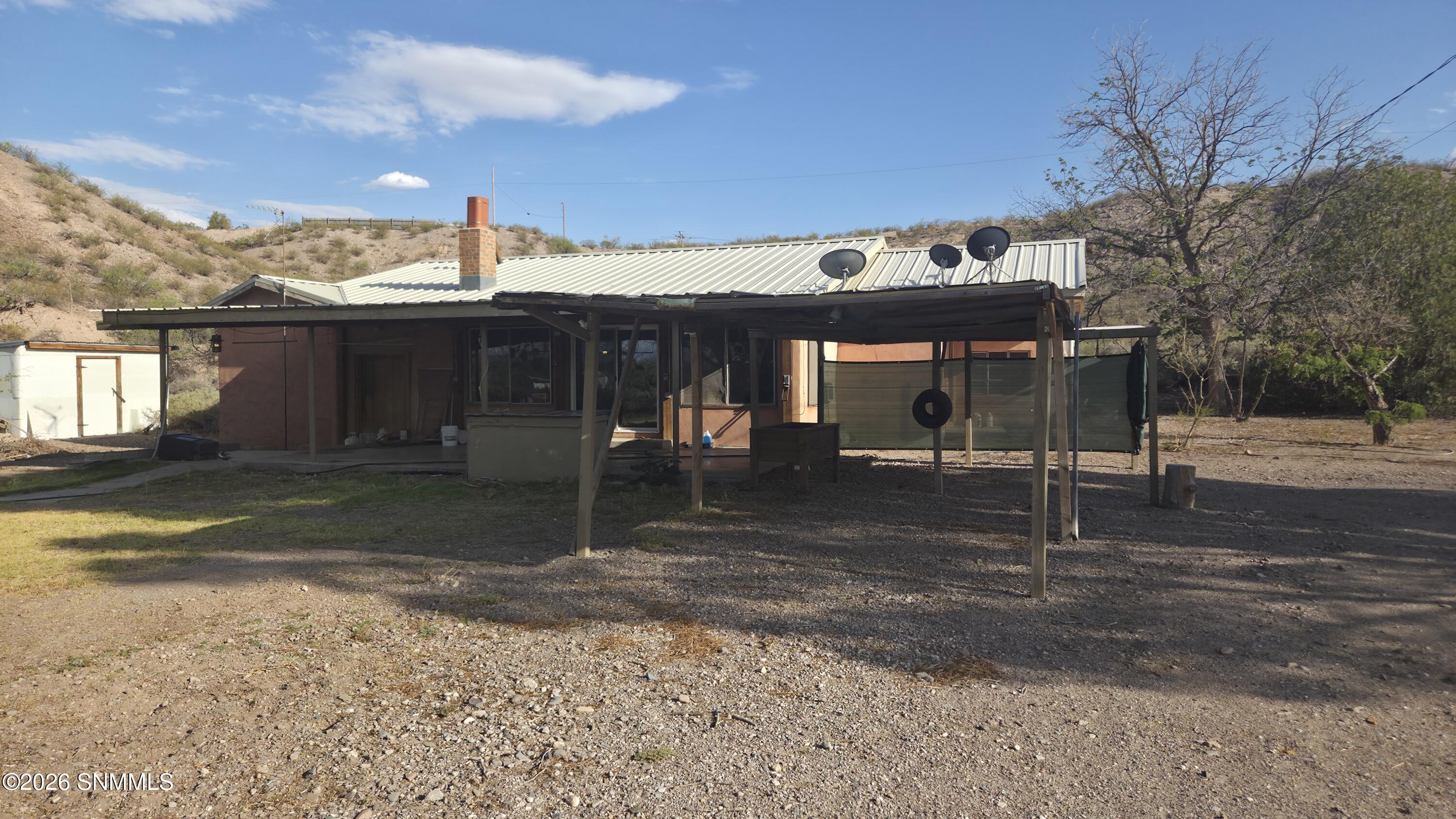 15465 Highway 187 — photo