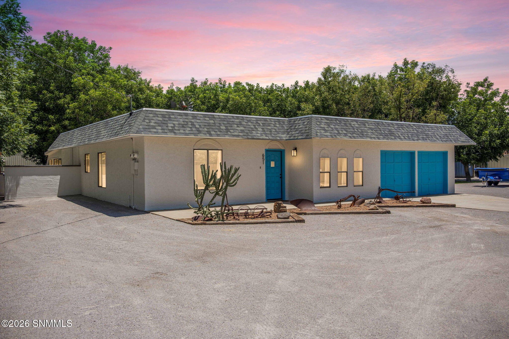 651 W Taylor Road — photo