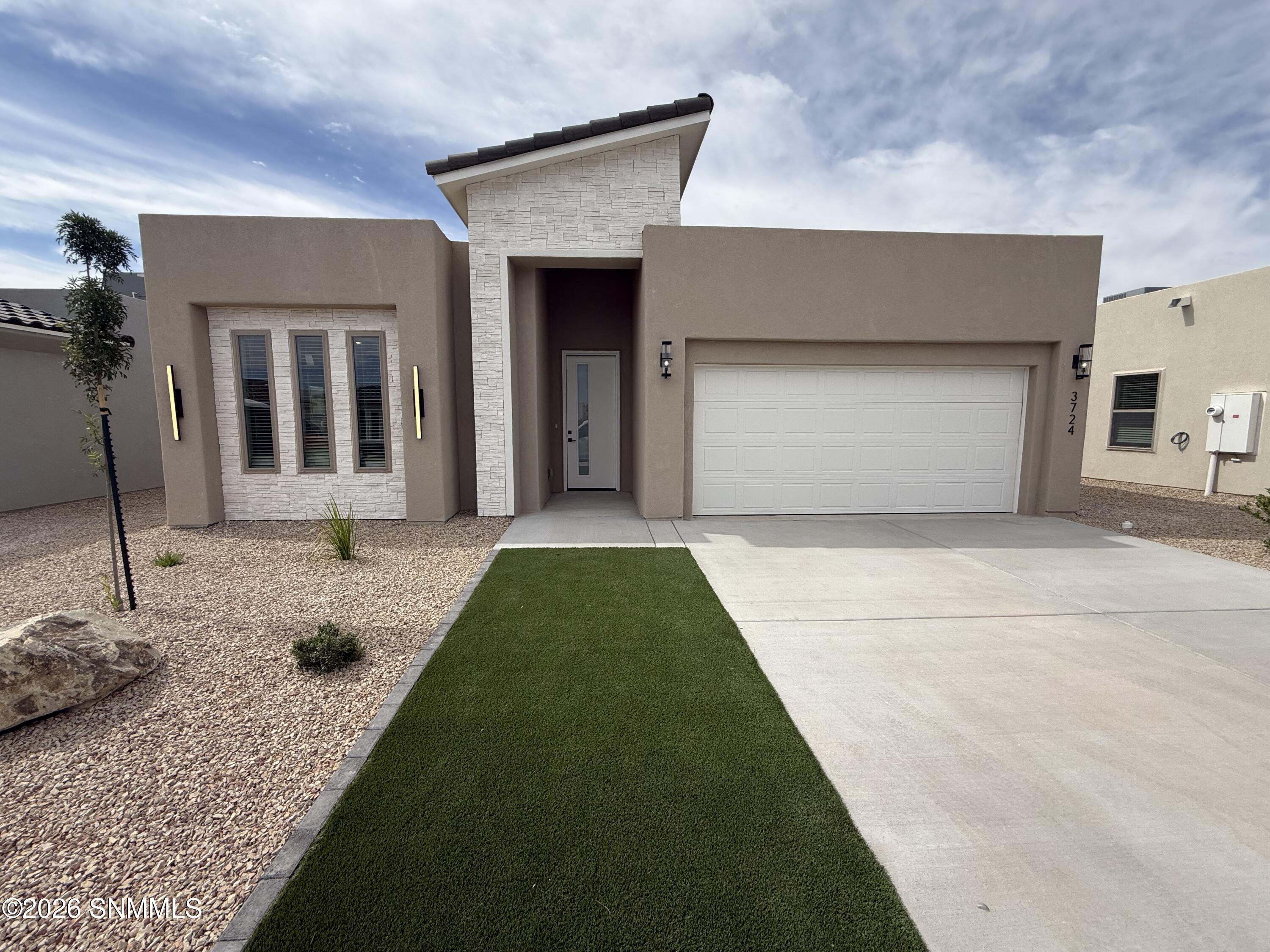 3724 Daybreak Street — photo