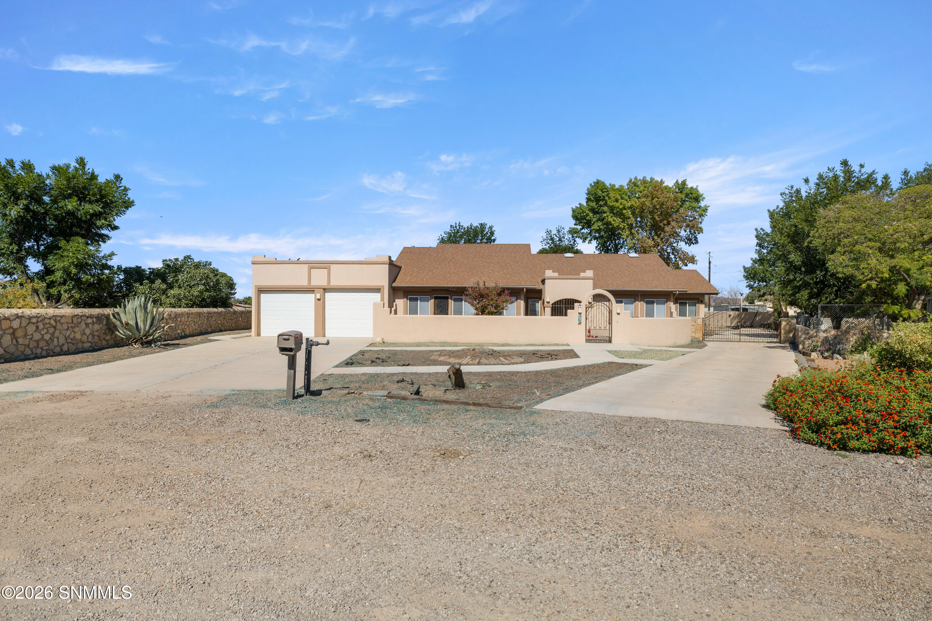 2591 Tularosa Drive — photo