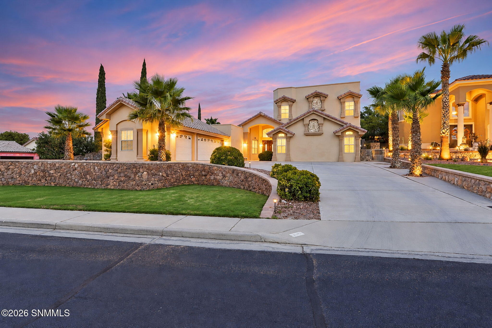 115 Crested Peak Court — photo