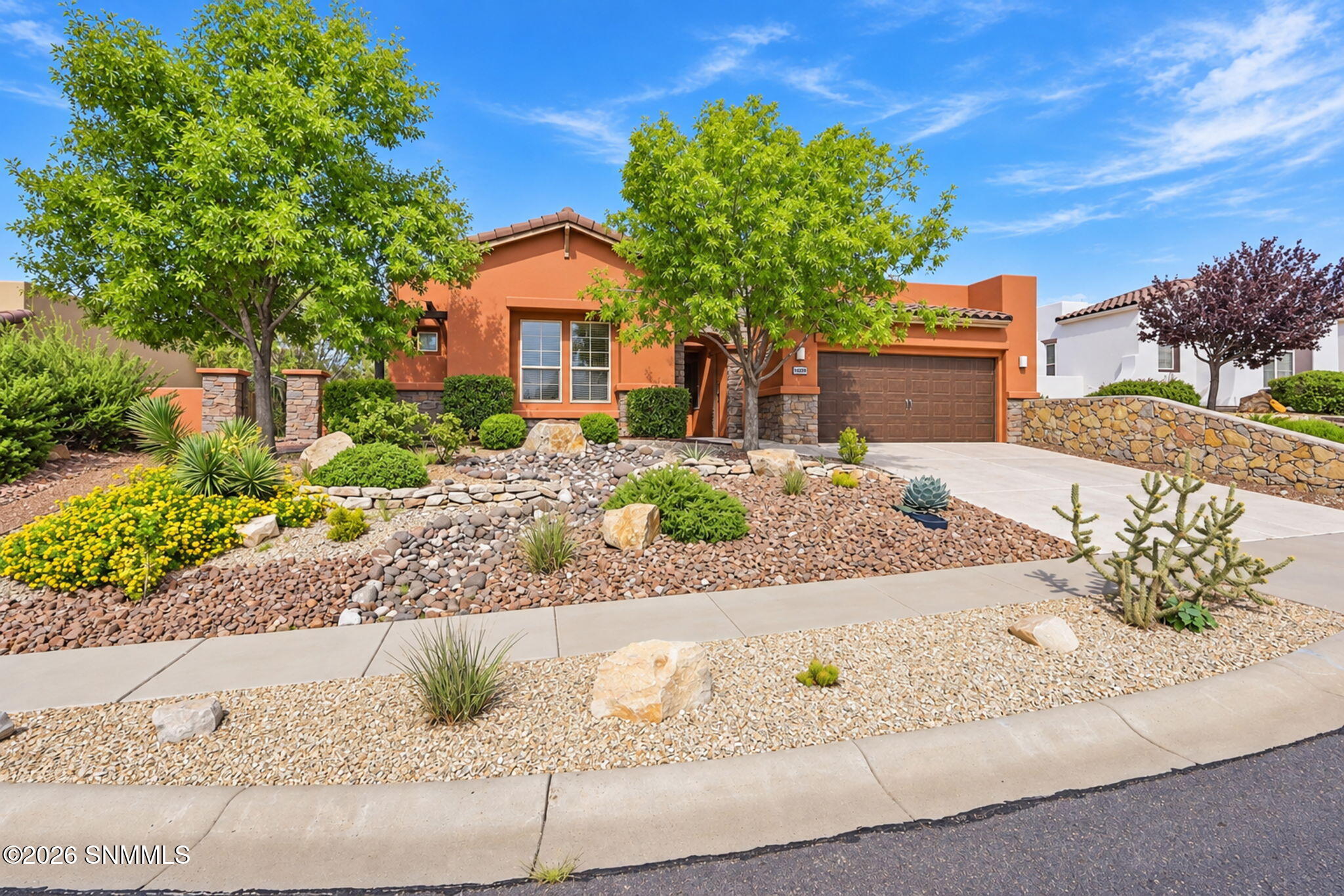 4335 Isleta Court — photo