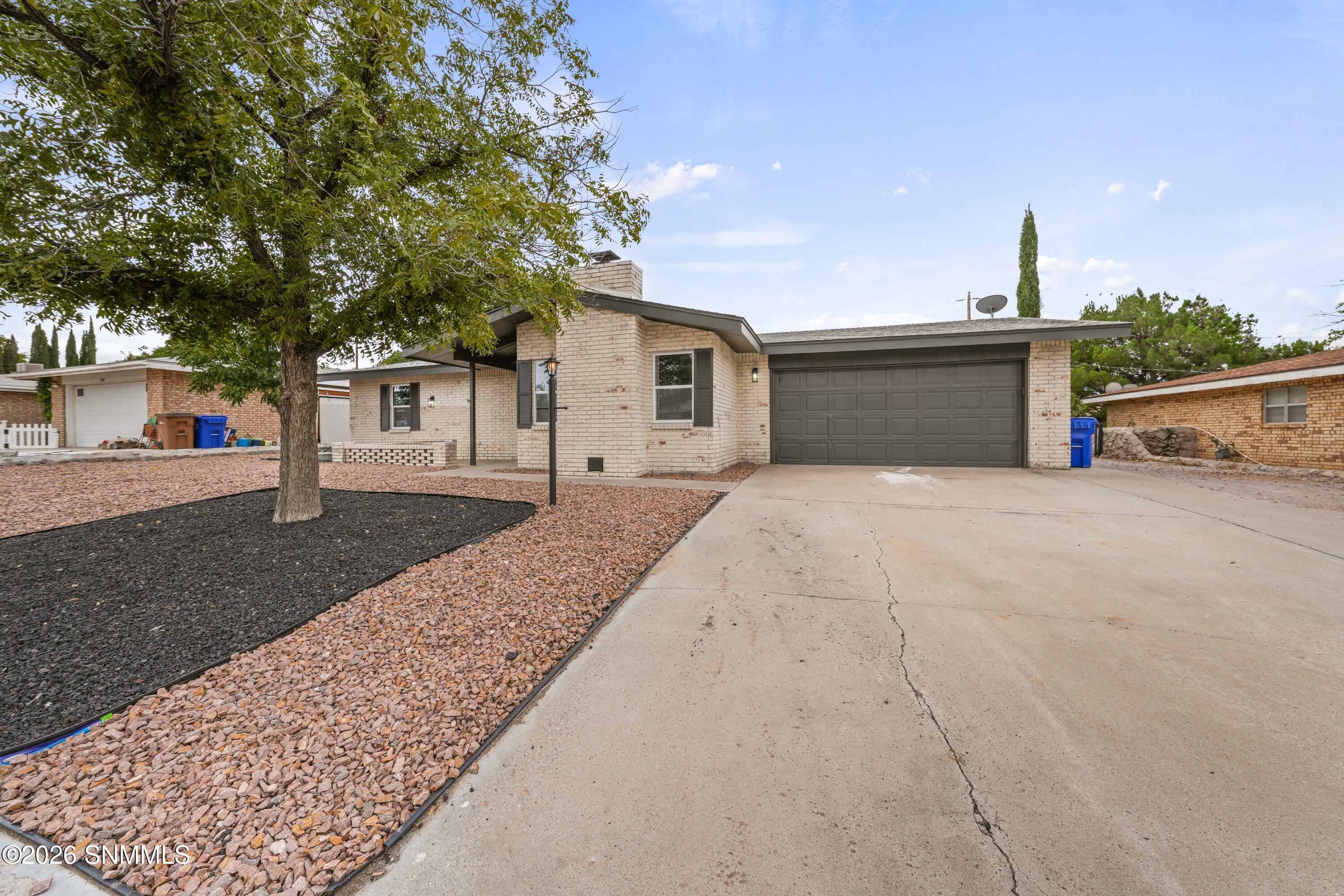 1218 Edgewood Avenue, Las Cruces, NM 88005 | Realty.com