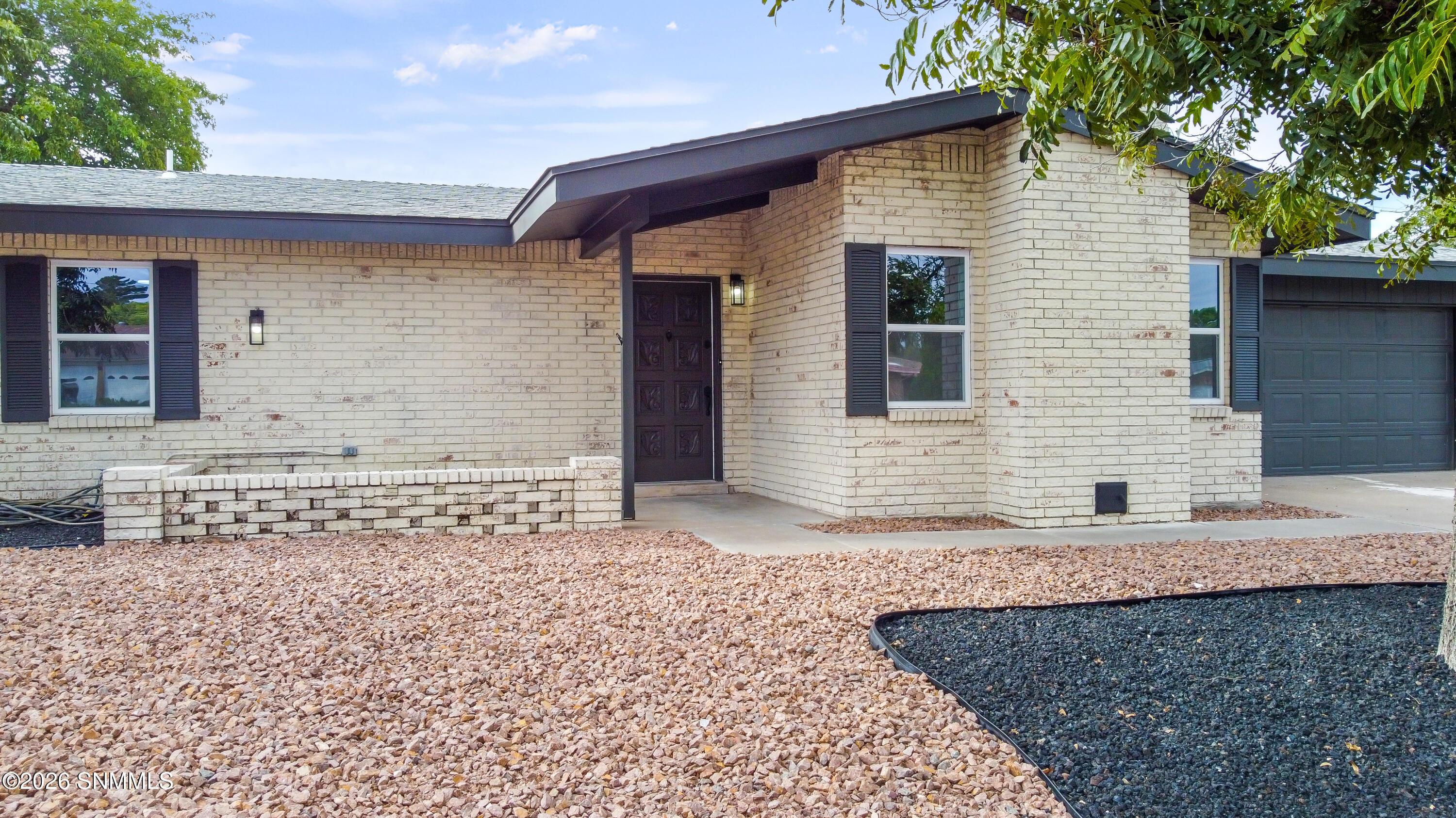 1218 Edgewood Avenue, Las Cruces, NM 88005 | Realty.com