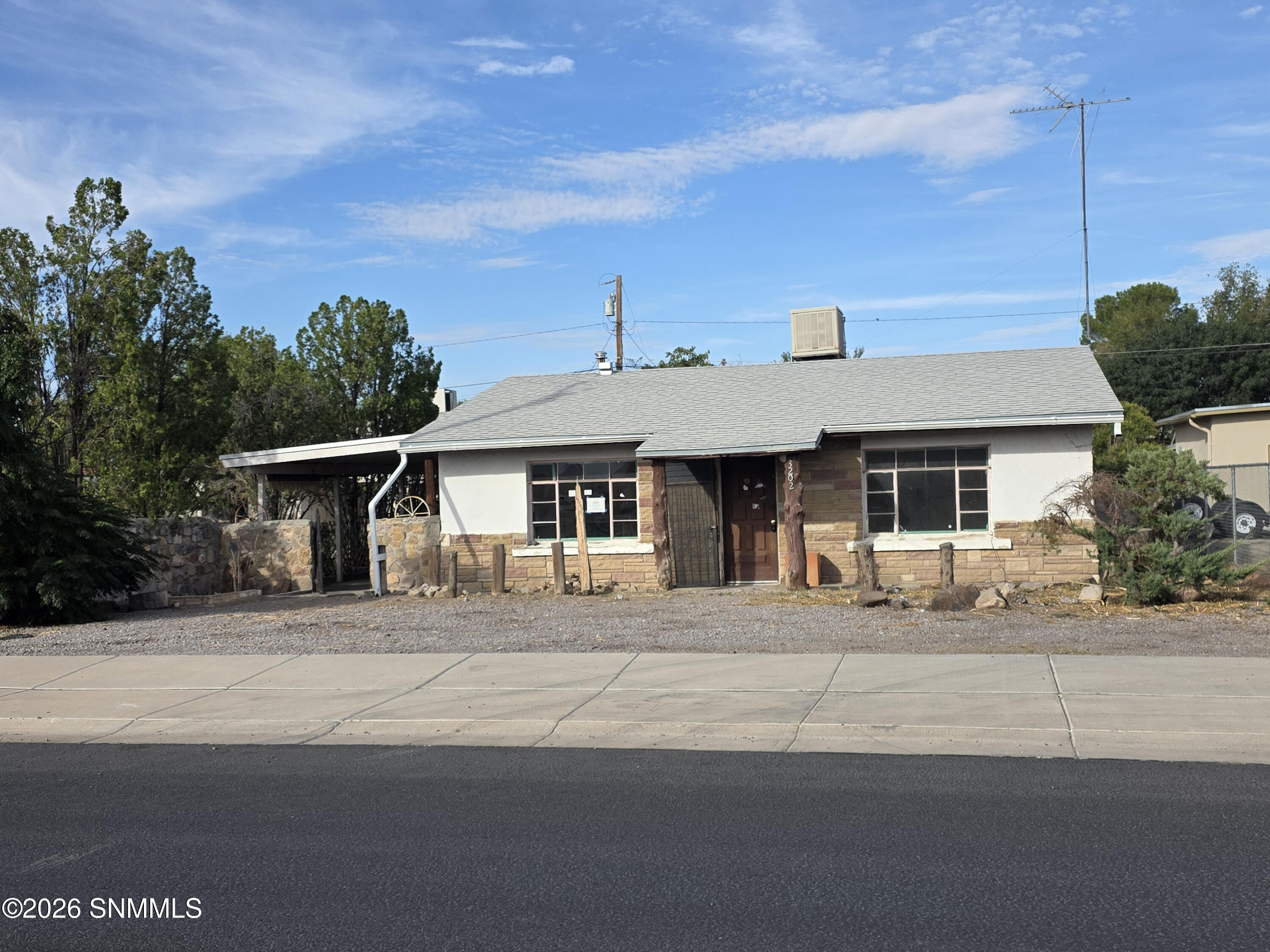 3202 Harrelson Street — photo