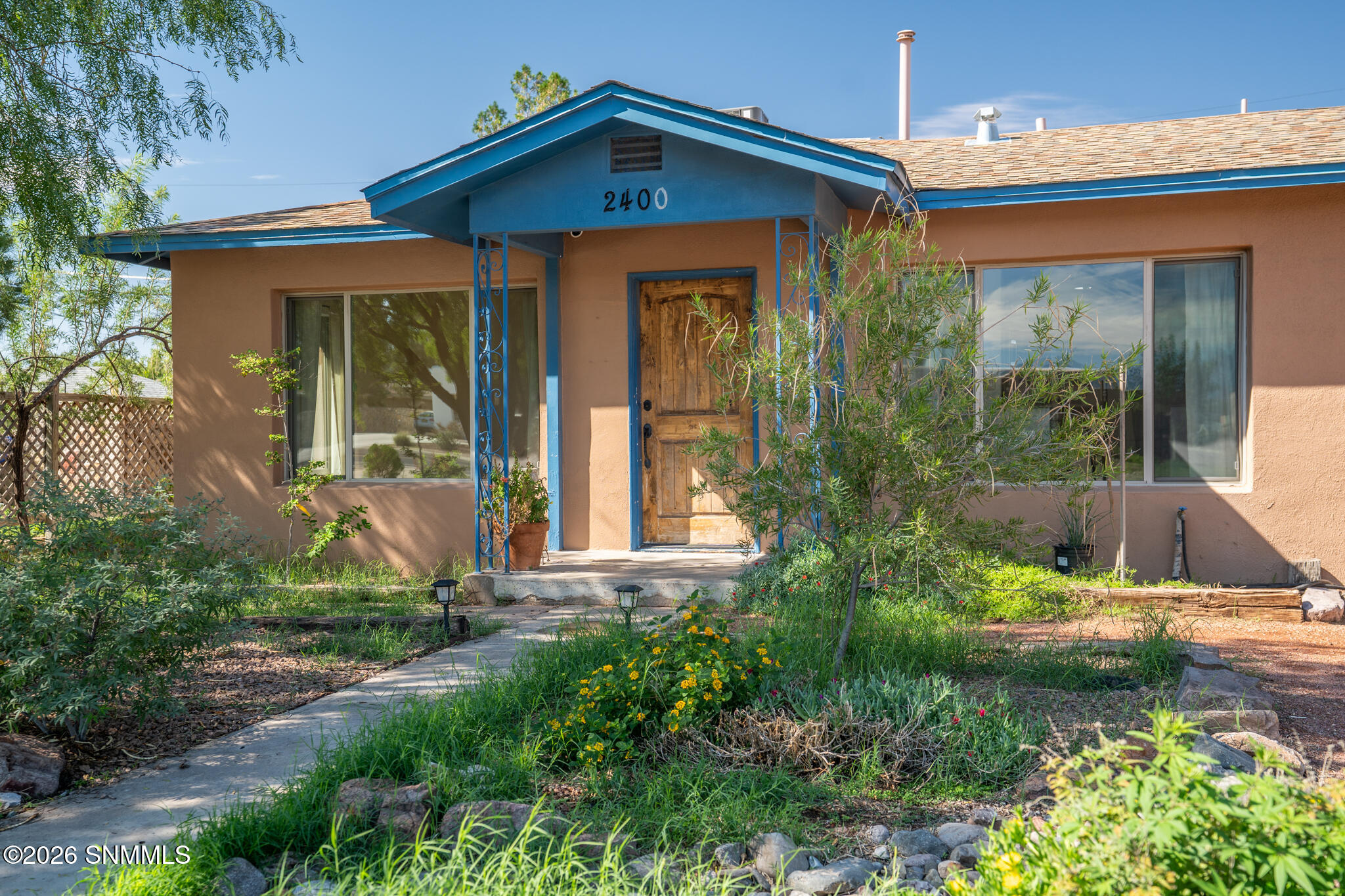 2400 S Solano Drive — photo