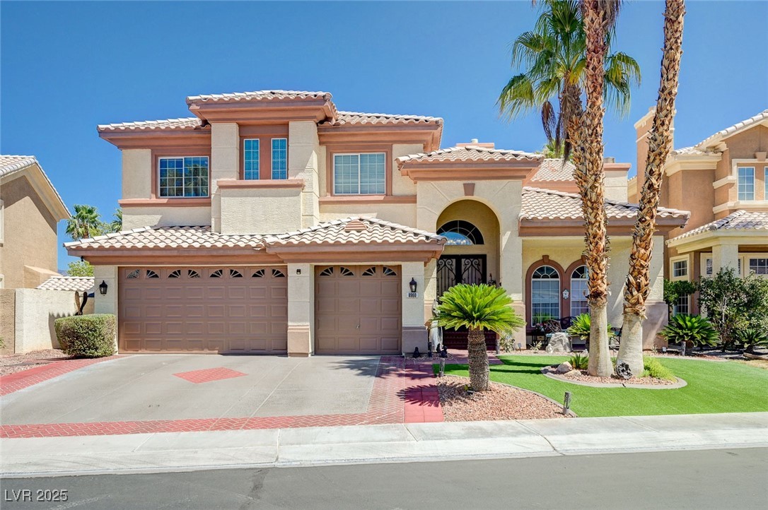 8960 Lansberry Court — photo