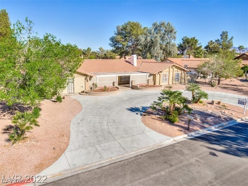 2249 Darwin Circle — photo