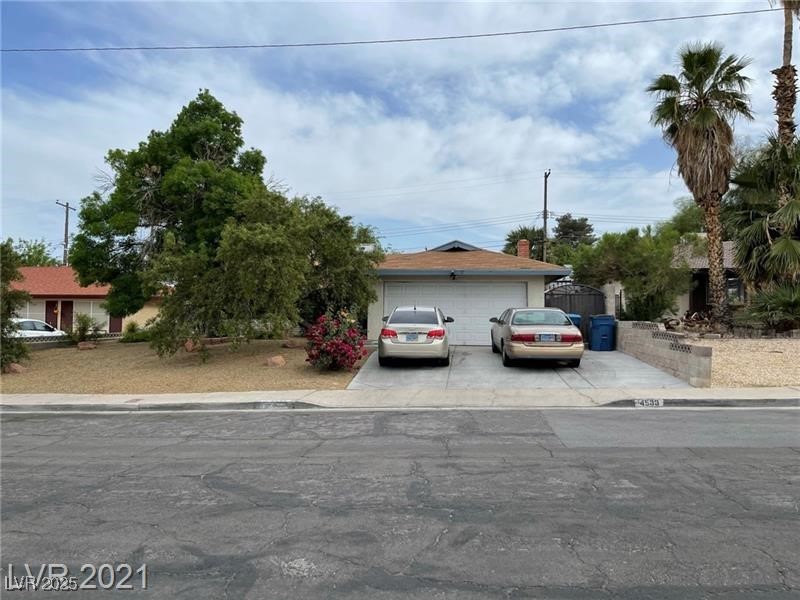 4533 Charles Ronald Avenue — photo