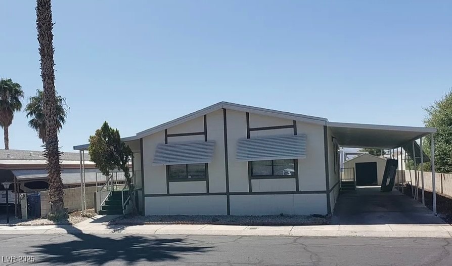 5533 Tres Piedras Road — photo
