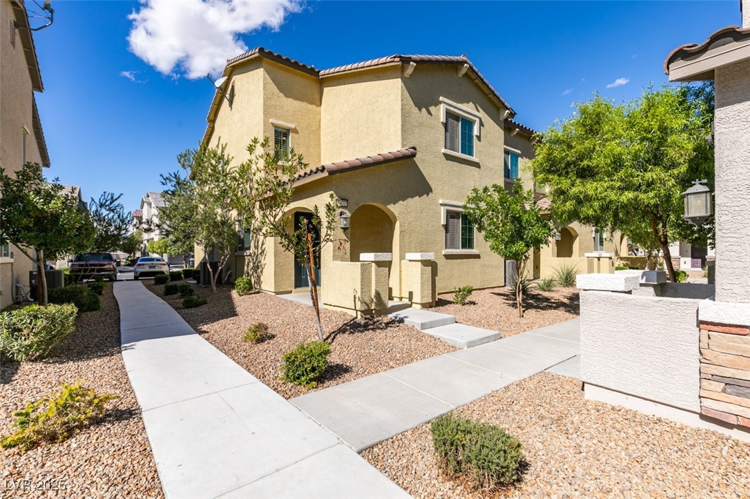 6472 Centennial Skies Court — photo