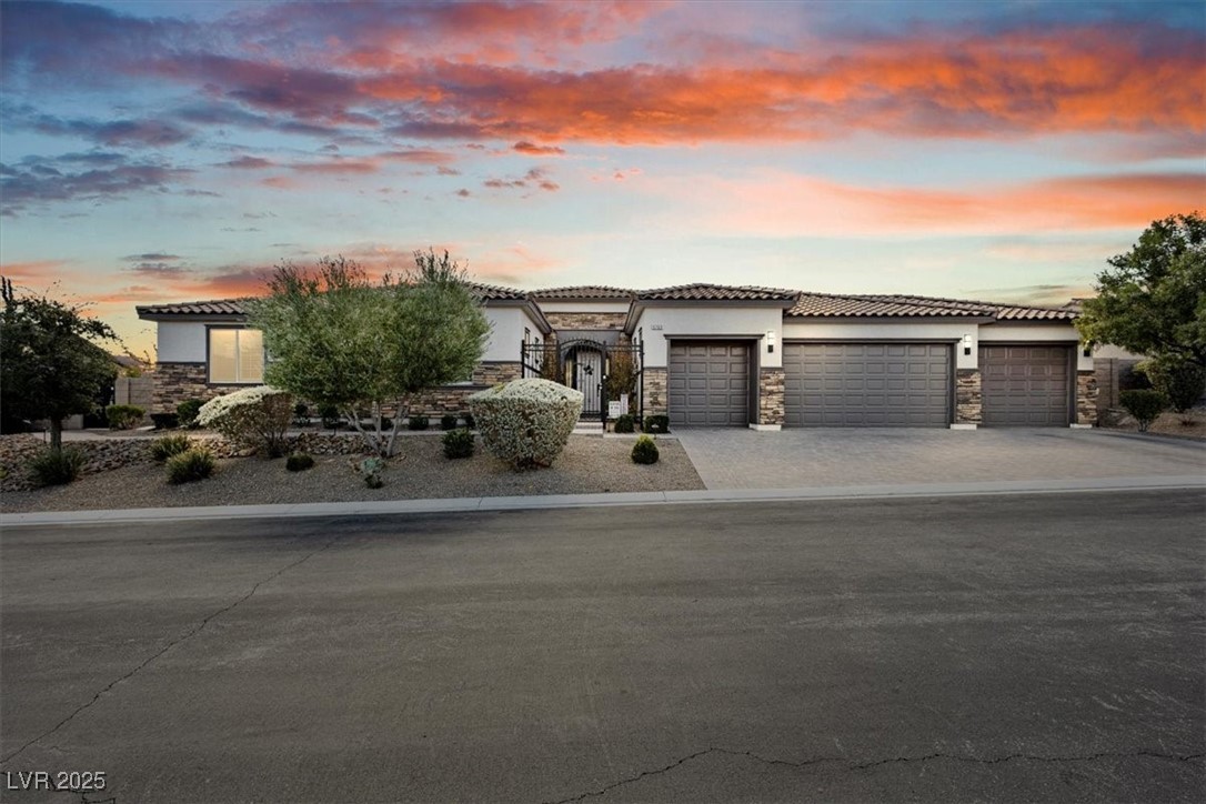 9763 Mountain Spruce Court — photo