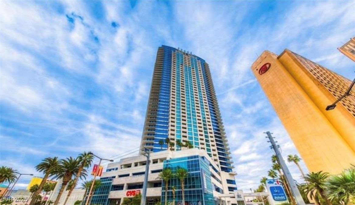 2700 Las Vegas Boulevard 1707 — photo