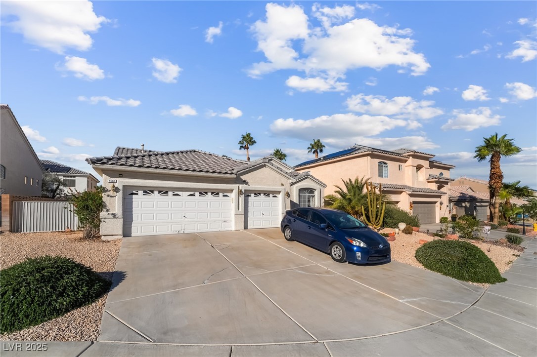 7483 Forestdale Court — photo