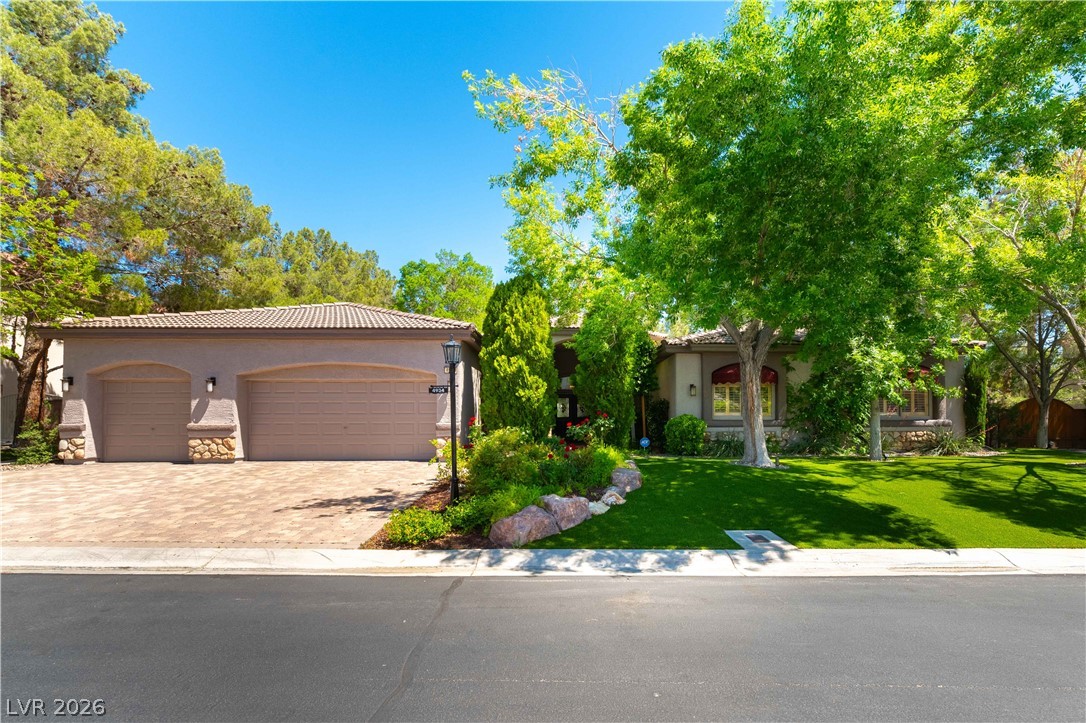 4934 Buckhorn Butte Court — photo