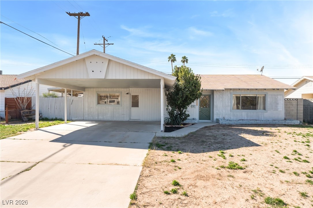 3091 Oxford Lane — photo