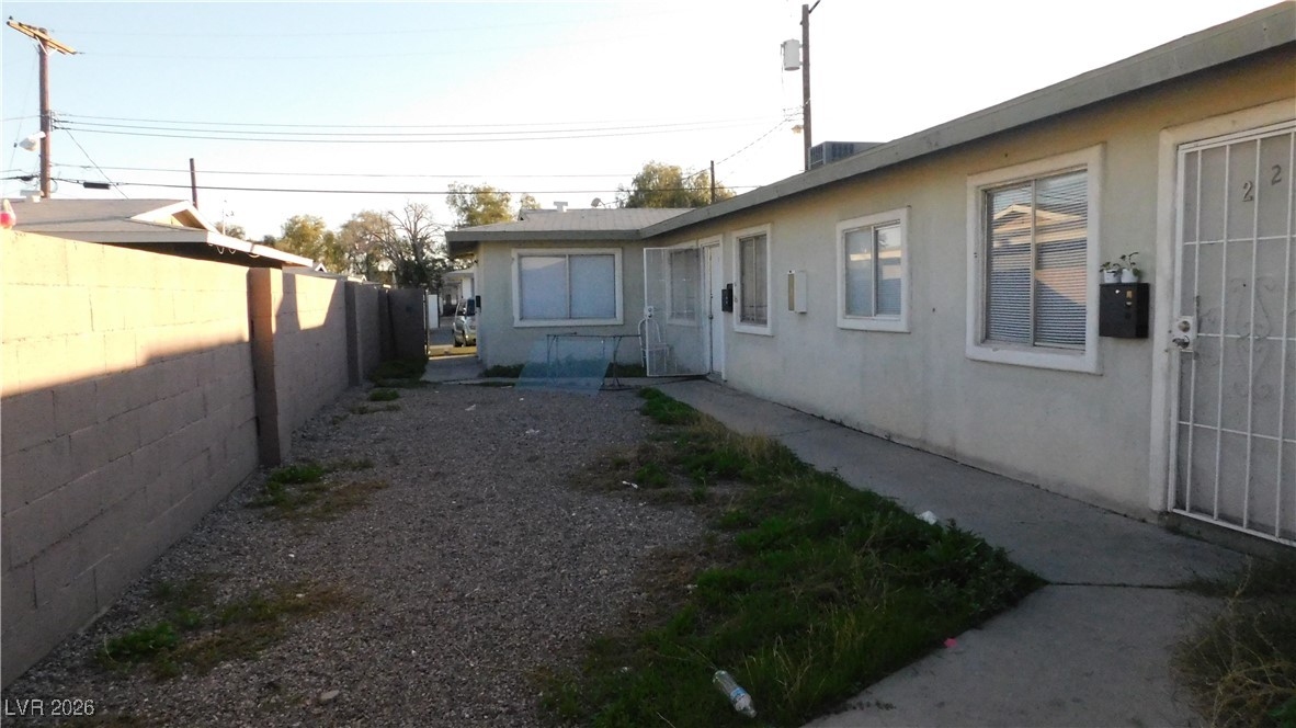 2612 East Mesquite Avenue — photo