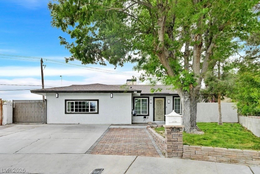 905 Vaughn Street — photo