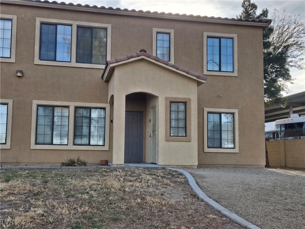 2011 Sue Court 203 — photo