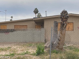 2132 Houston Drive — photo