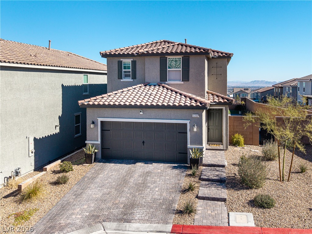 5390 Robinera Court — photo