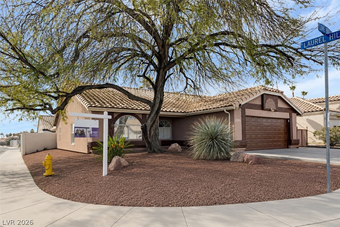 2305 Lone Ridge Court — photo
