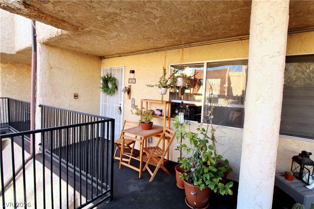 1303 Darlene Way 102B — photo