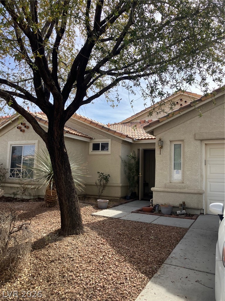 1809 Little Bow Avenue — photo