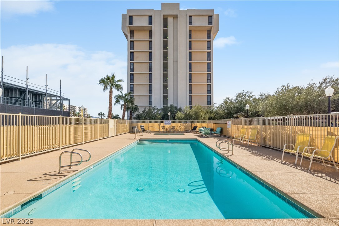 3930 University Center Drive 809 — photo