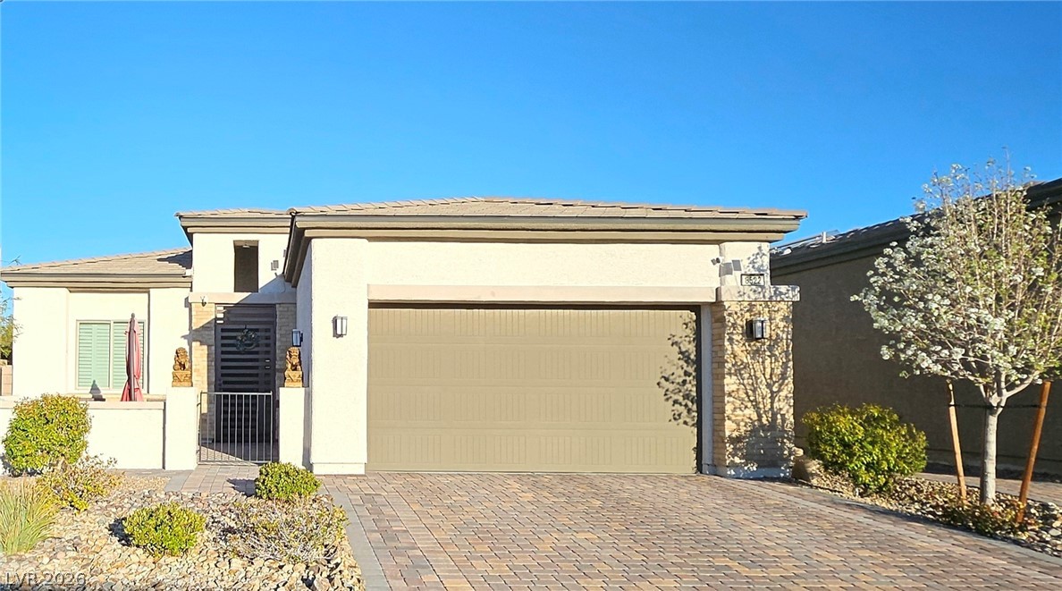 8522 Tiny Deer Street — photo