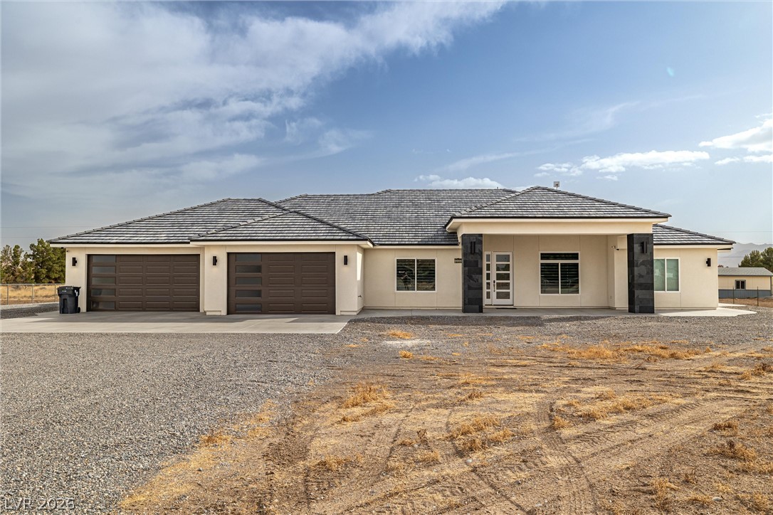1601 West Calvada Boulevard — photo