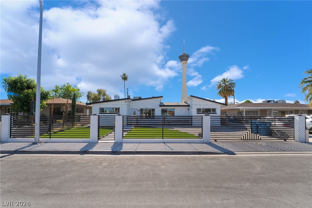 2200 Santa Ynez Drive — photo