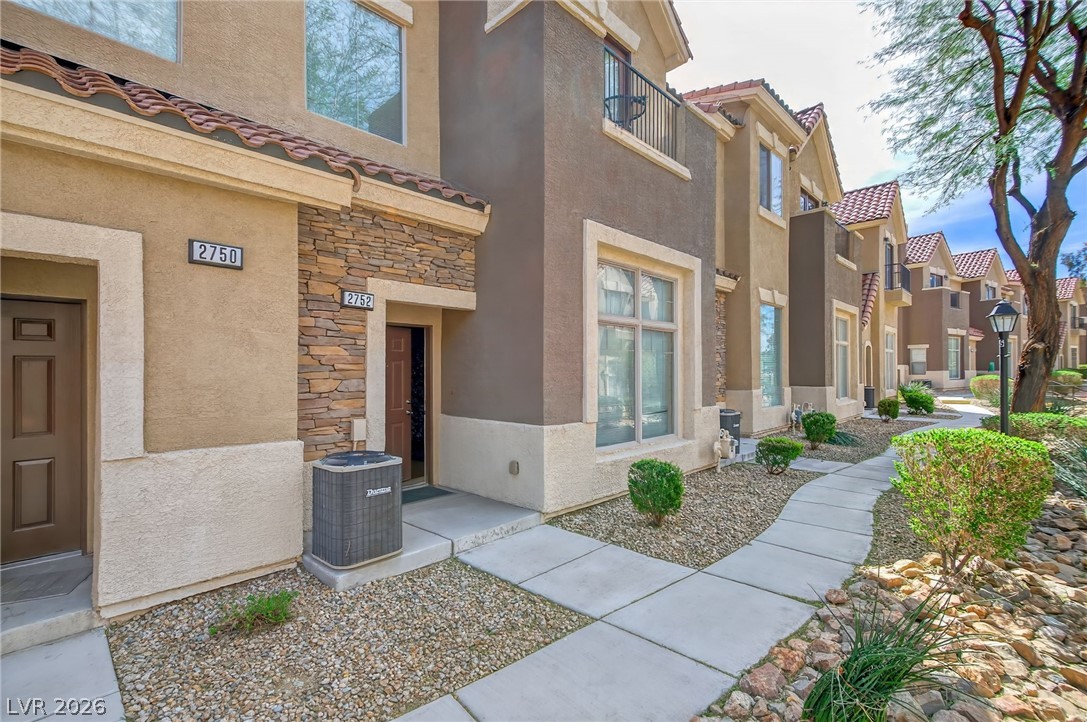 2752 Fountain Vista Lane — photo