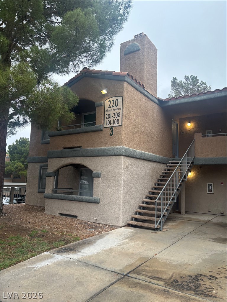220 Mission Newport Lane 201 — photo