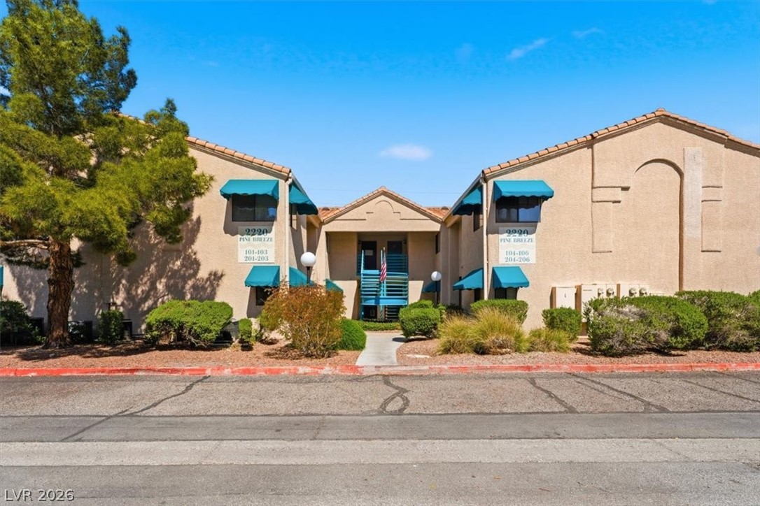 2220 Pine Breeze Lane 102 — photo