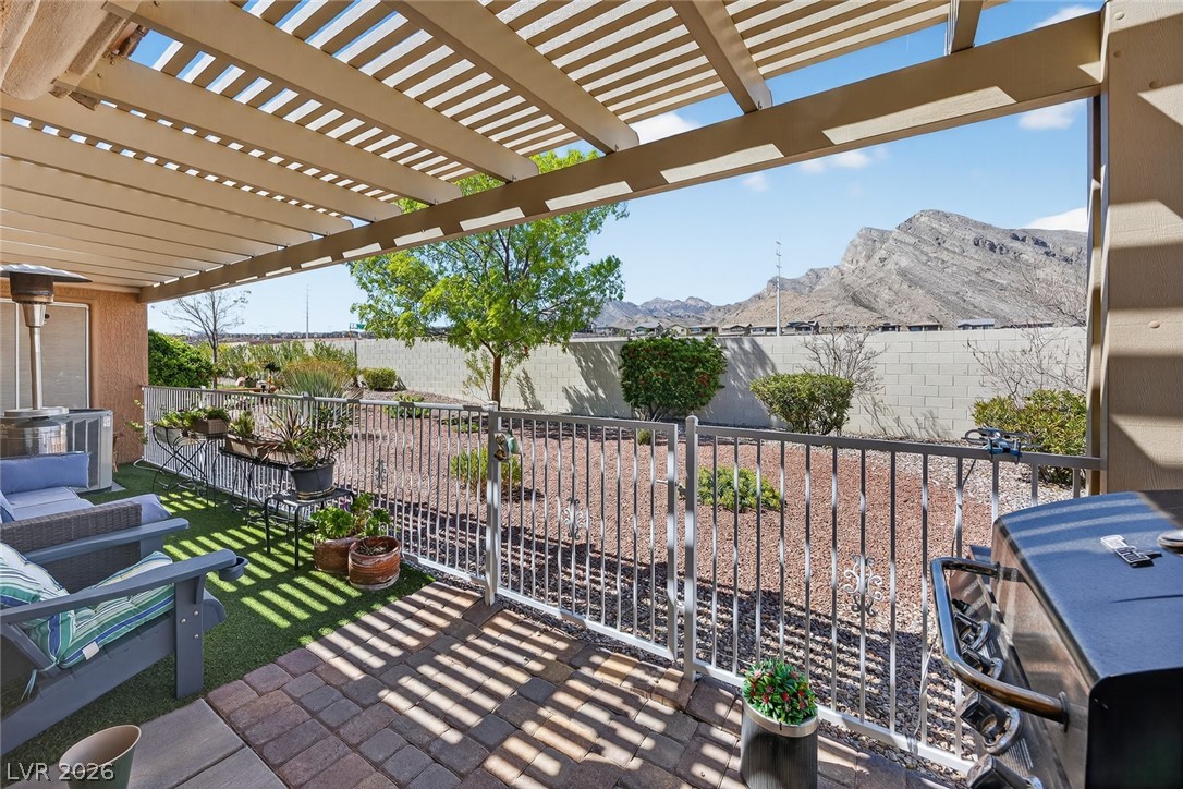 2535 Cog Hill Lane — photo