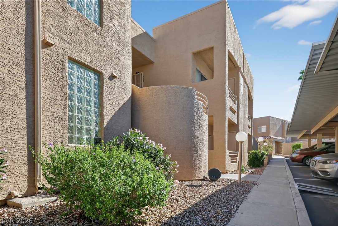 2193 Aspen Mirror Drive 102 — photo