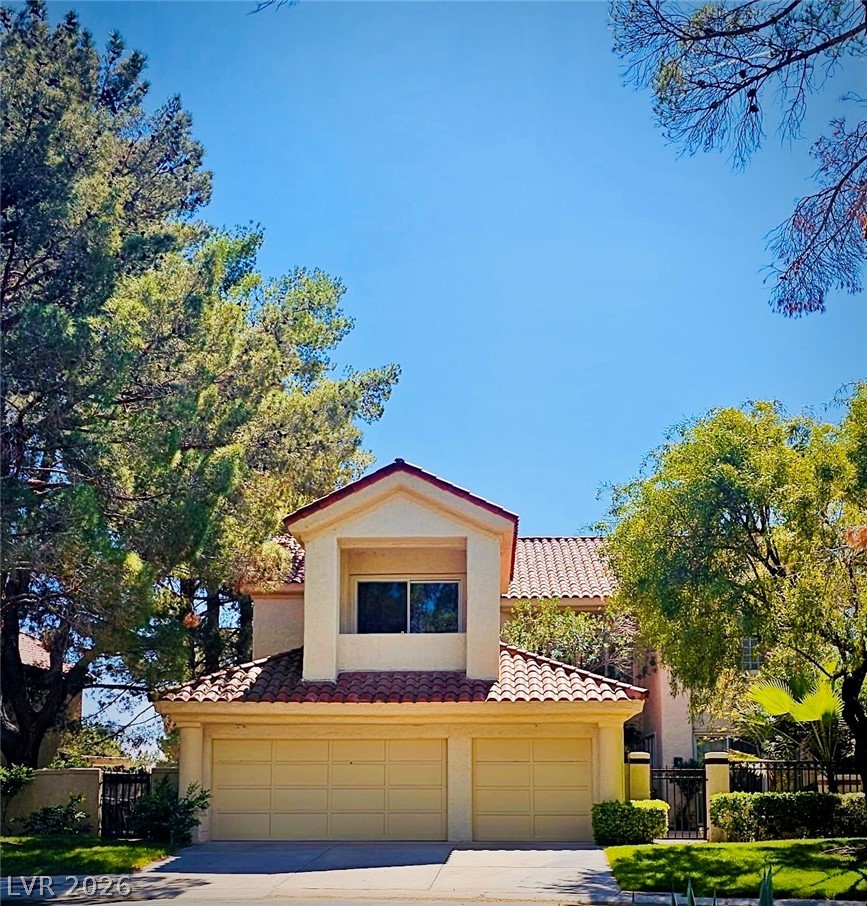 7829 Bermuda Dunes Avenue — photo