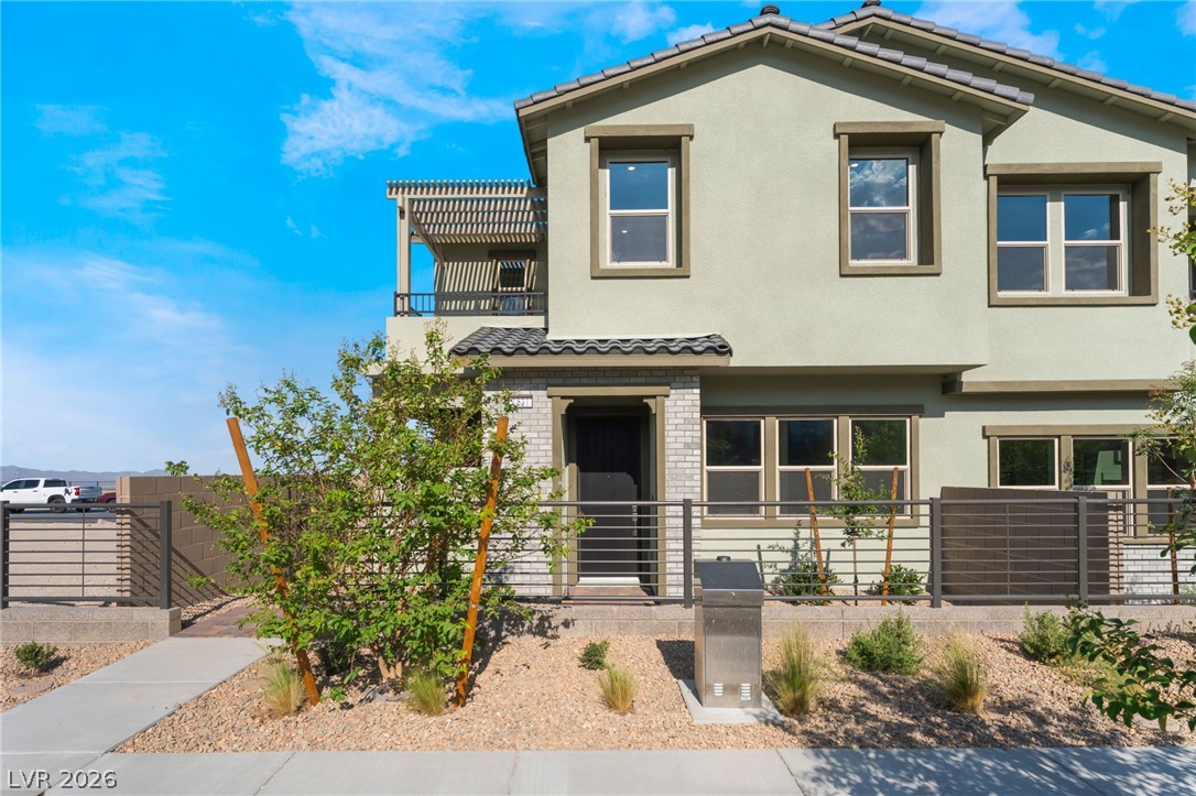 1821 Sparrow Nest Street — photo