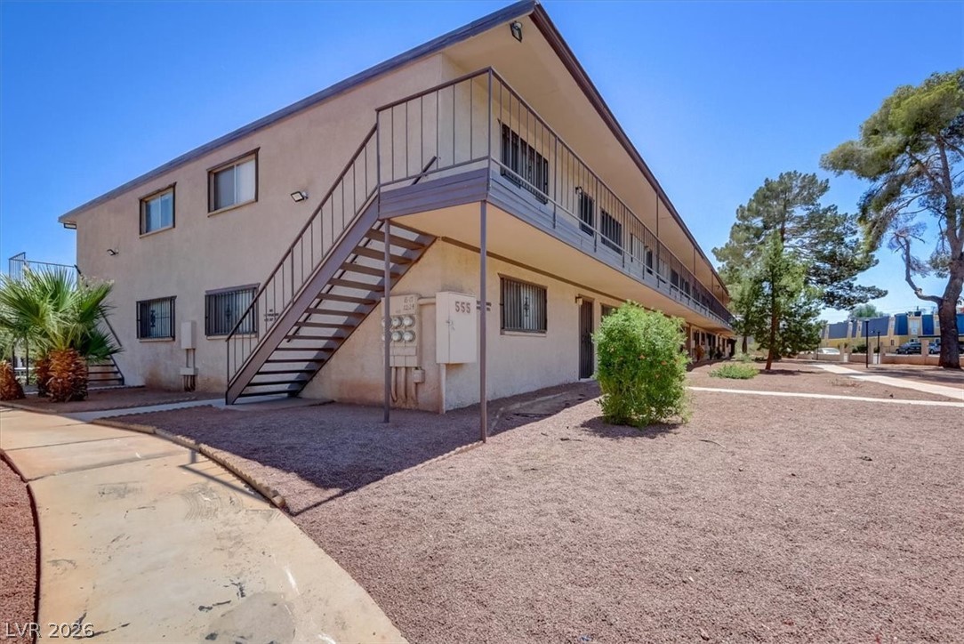 555 South Royal Crest Circle 25 — photo