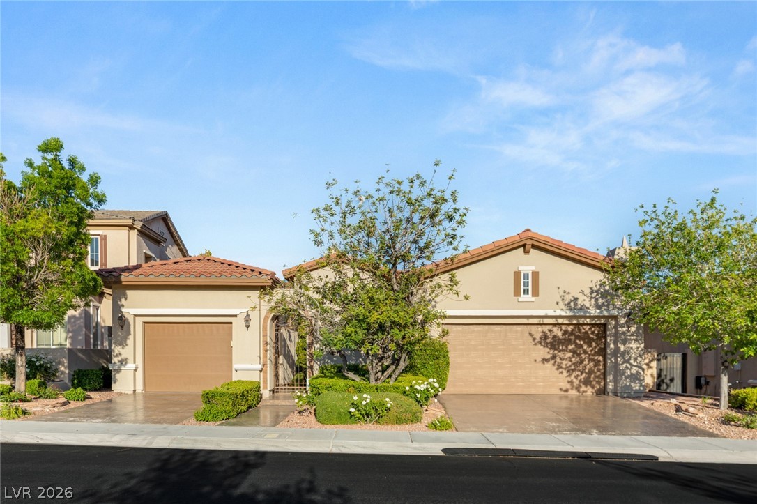 2142 Country Cove Court — photo