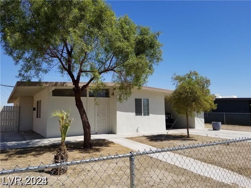 2705 Howard Drive — photo