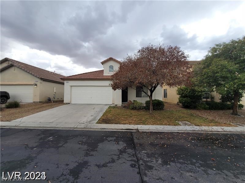 7667 Borealis Street — photo