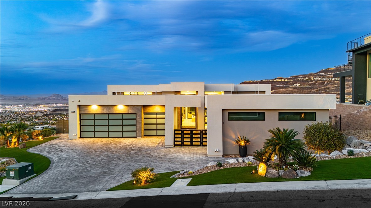 658 Dragon Peak Drive — photo